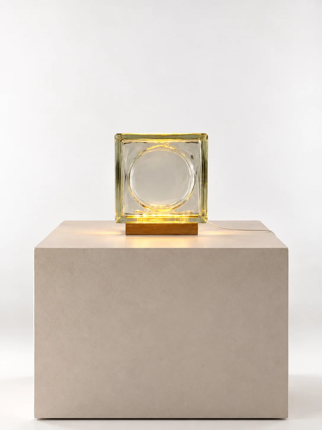 AURA